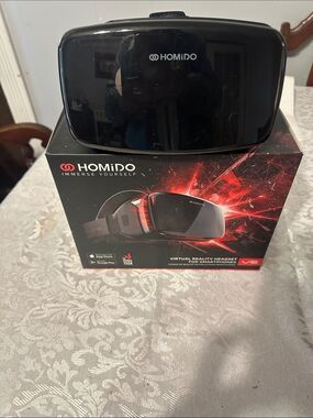 Homido Black VR Headset for Smartphones - Immersive Virtual Reality